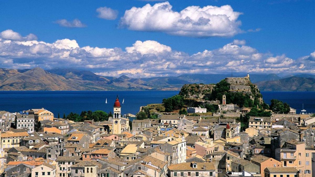 viziteaza cele mai importante fortarete din corfu