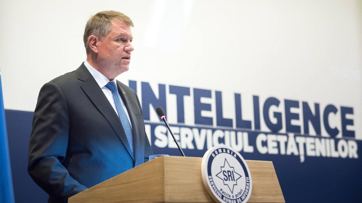 klaus iohannis in urmatoarele saptamani voi avea consultari cu toate partidele politice privind