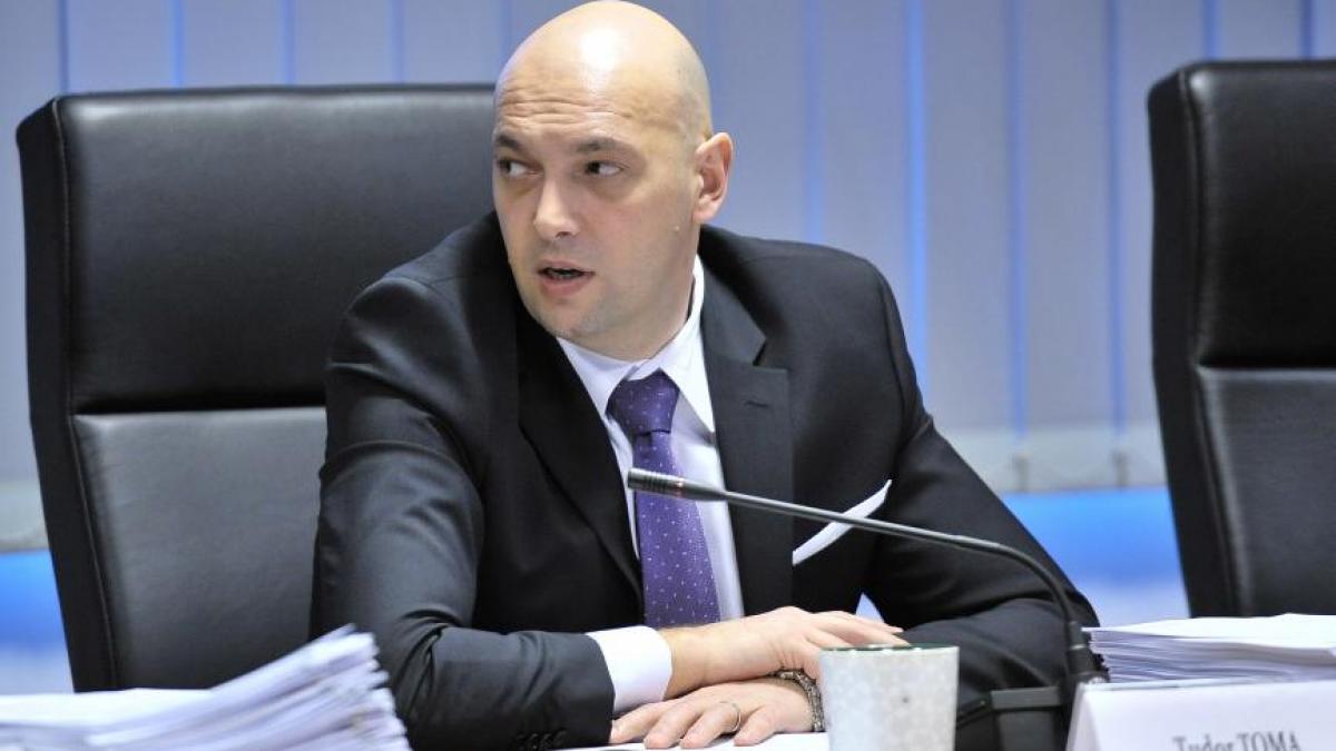 secretarul general al capitalei tudor toma a demisionat