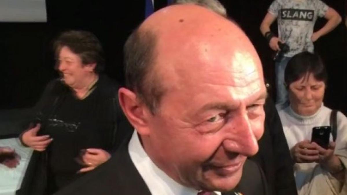 traian basescu atac furibund la un fost coleg din marina de ce se teme basescu de amiralul chitac