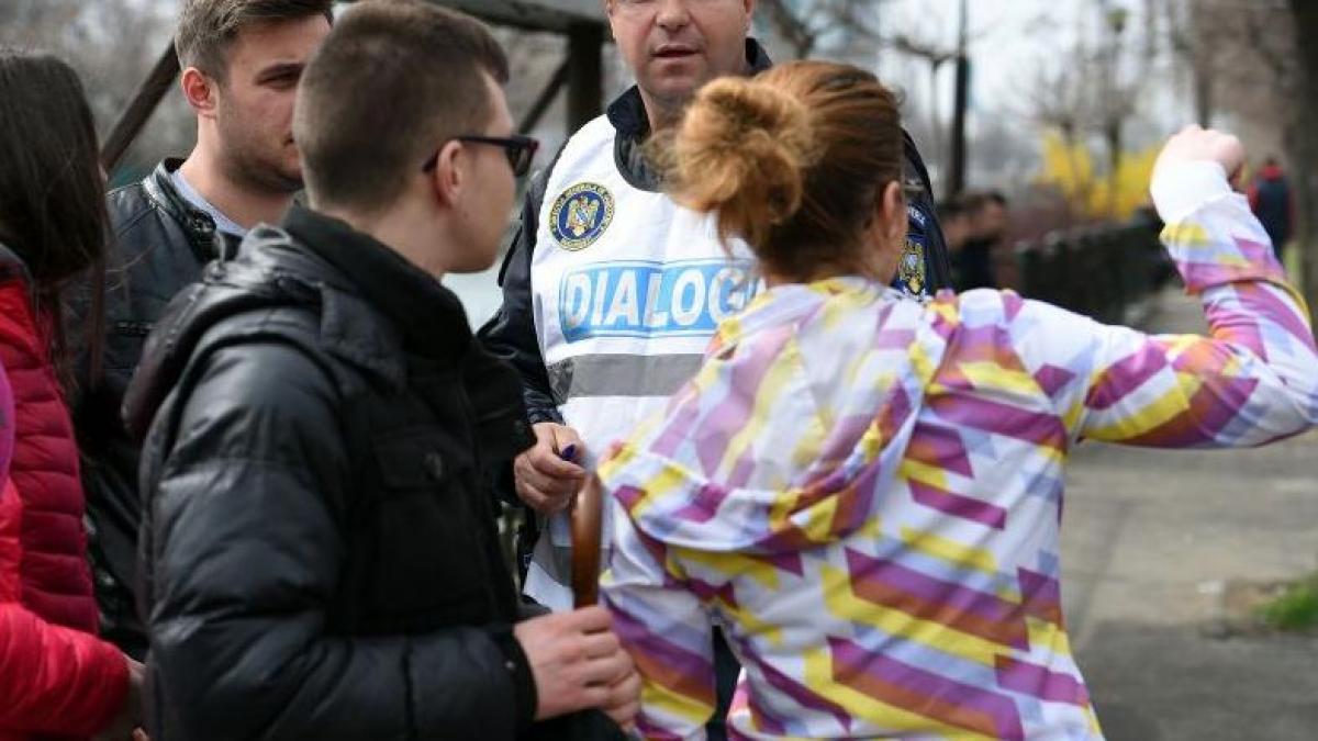 protest in bucuresti oamenii au iesit in strada pentru a opri catastrofa urbanistica