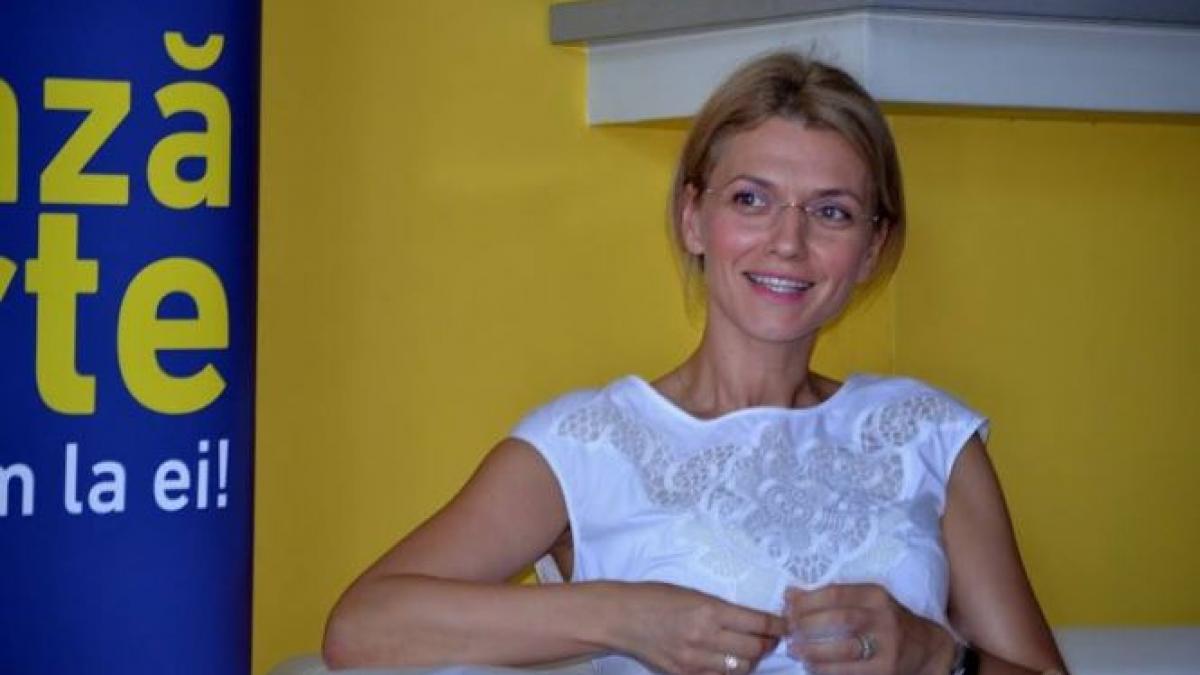 alina gorghiu despre numele copilului nu vreau sa l strige pe nume in clasa si sa se intoarca toti