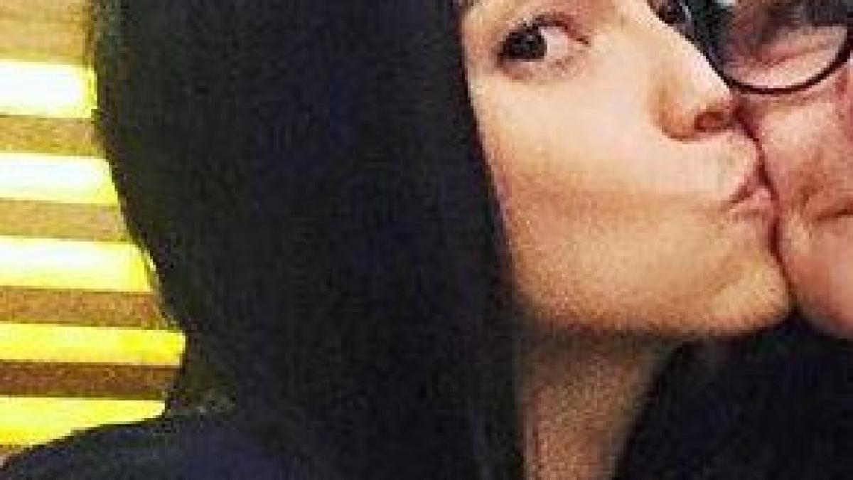 cum arata mama innei fanii au fost uimiti