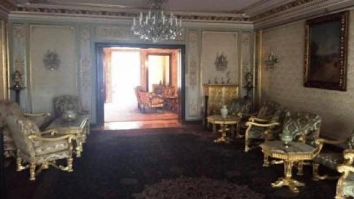 imagini palatul primaverii