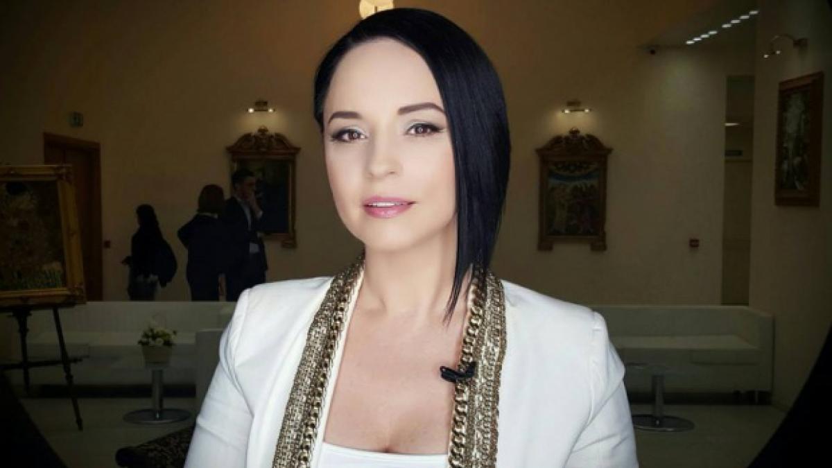 anuntul facut de andreea marin in privinta plecarii din romania