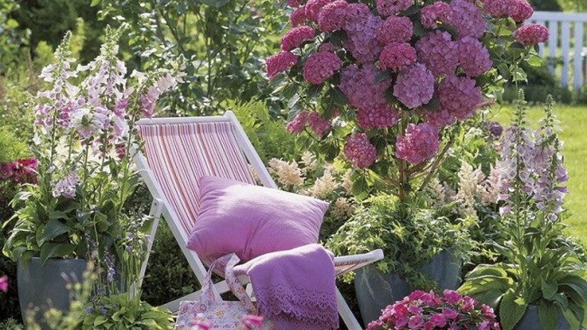 amenajarea unei gradini cu aer romantic