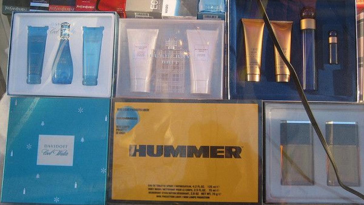 cum deosebesti un parfum original de un fake