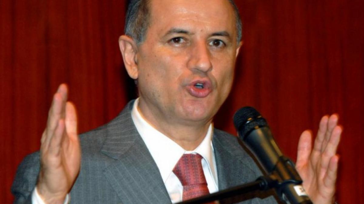 george copos si a inlocuit fiica de la conducerea companiei sale