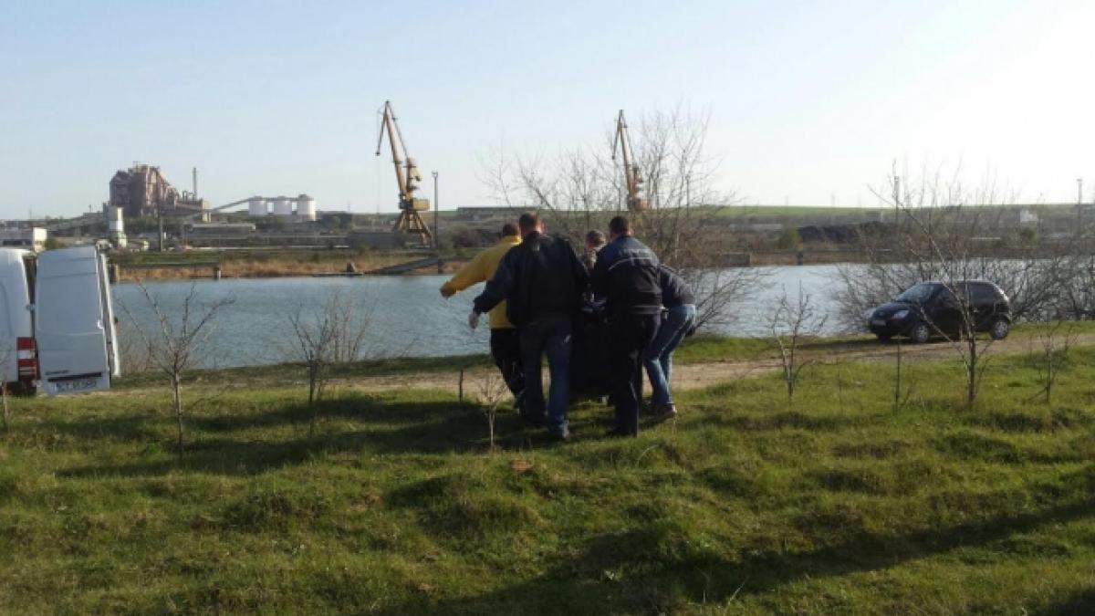 un tanar s a aruncat in fata trenului aproape de medgidia