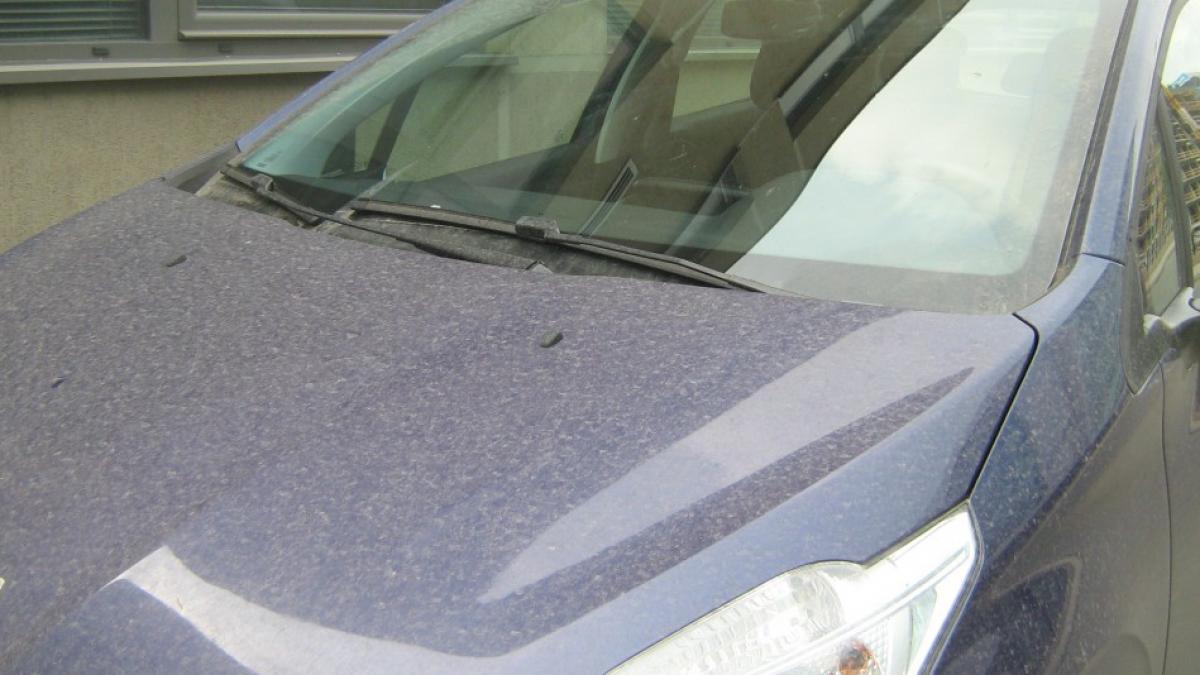 avertisment al meteorologilor mergeti cu masinile de urgenta la spalatorie