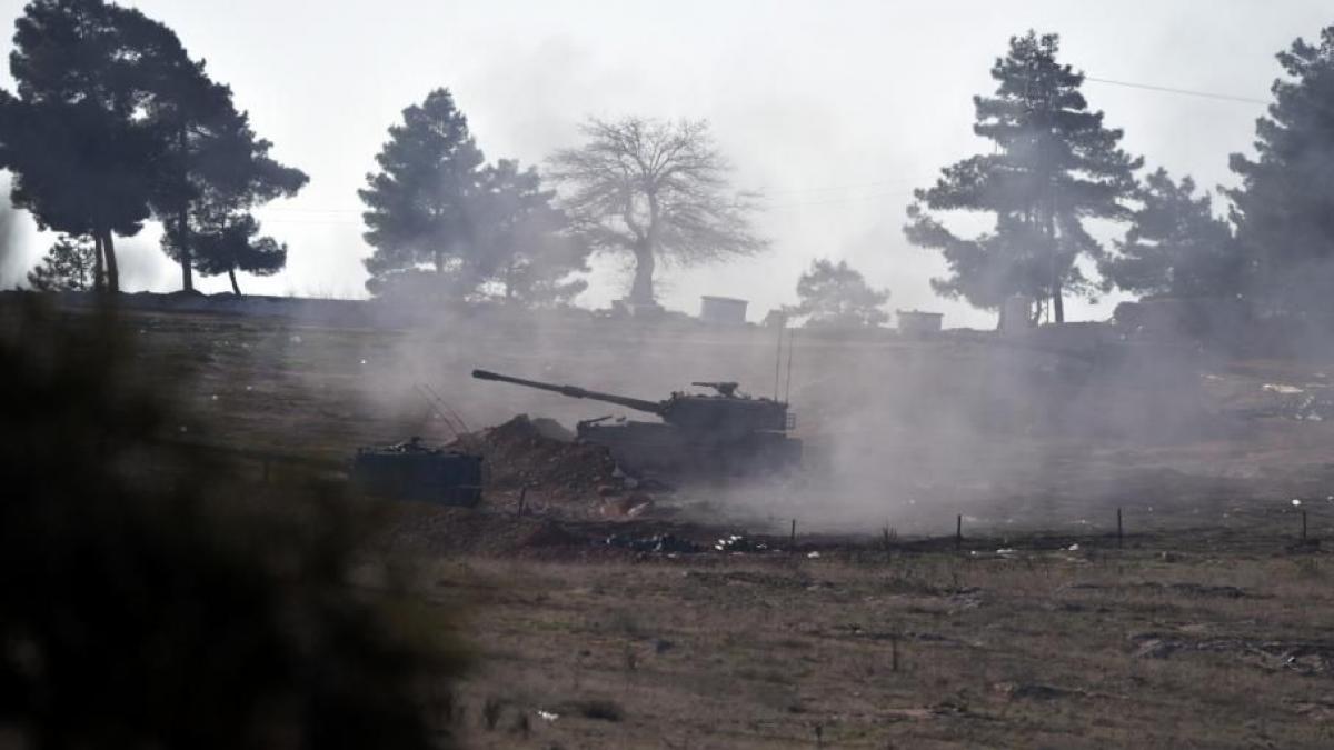 un oras din turcia a fost bombardat proiectilele au cazut in centrul localitatii