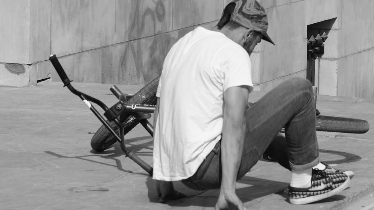 barbat cercetat penal dupa ce a cazut cu bicicleta