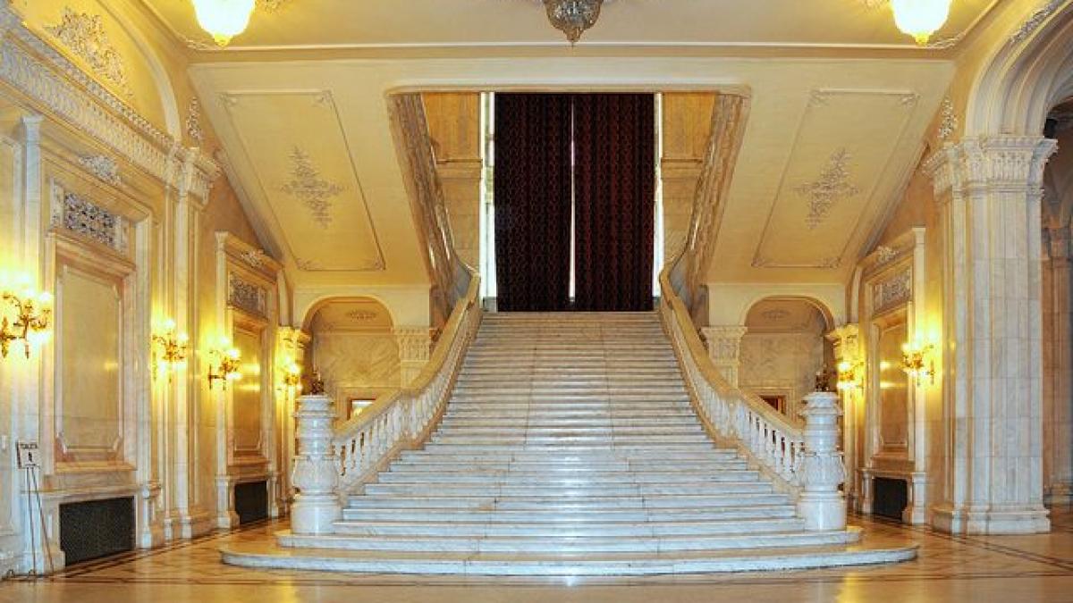 casa poporului a fost reevaluata cat valoreaza acum