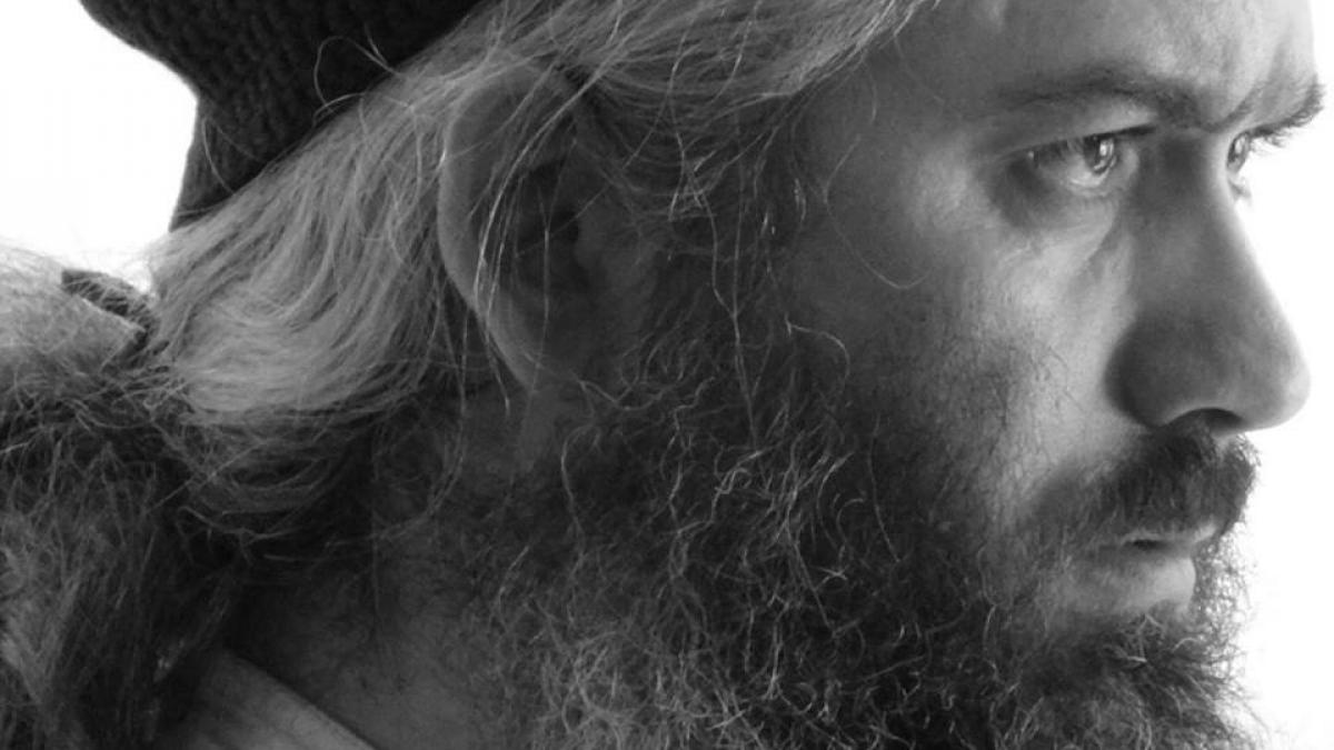 un calugar sare in apararea trupei taxi chiar v a deranjat att de mult mie mi a placut