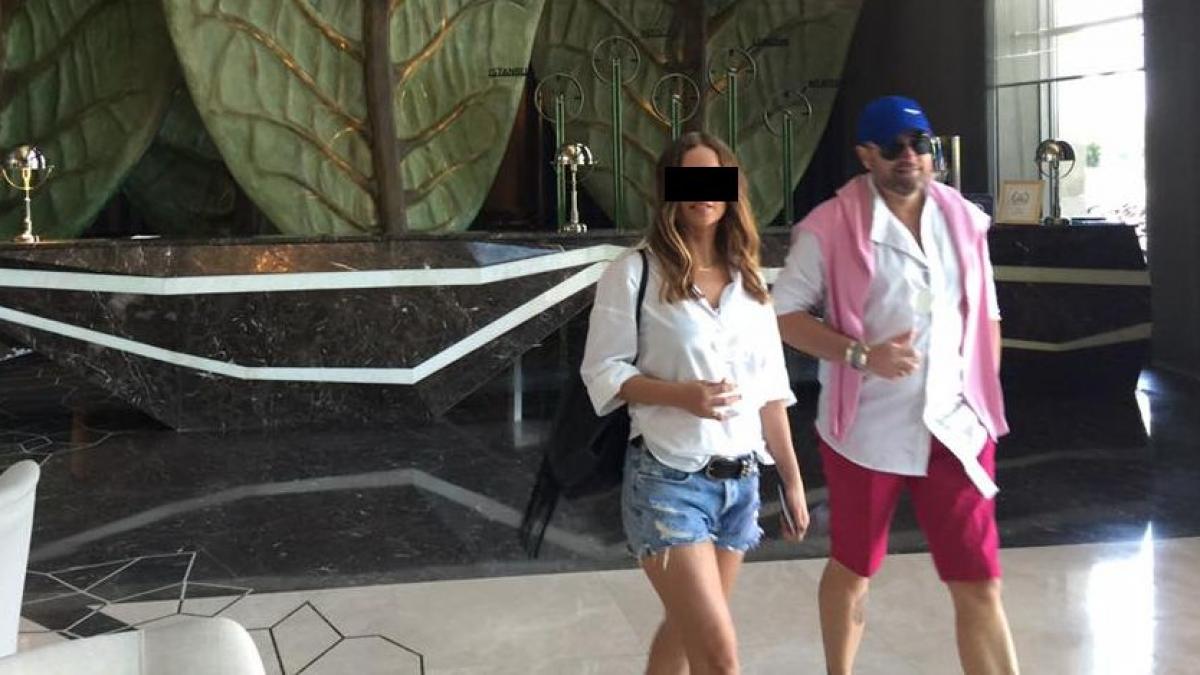 catalin botezatu intr o vacanta de vis cu o blonda celebra designerul s a afisat cu ea peste tot