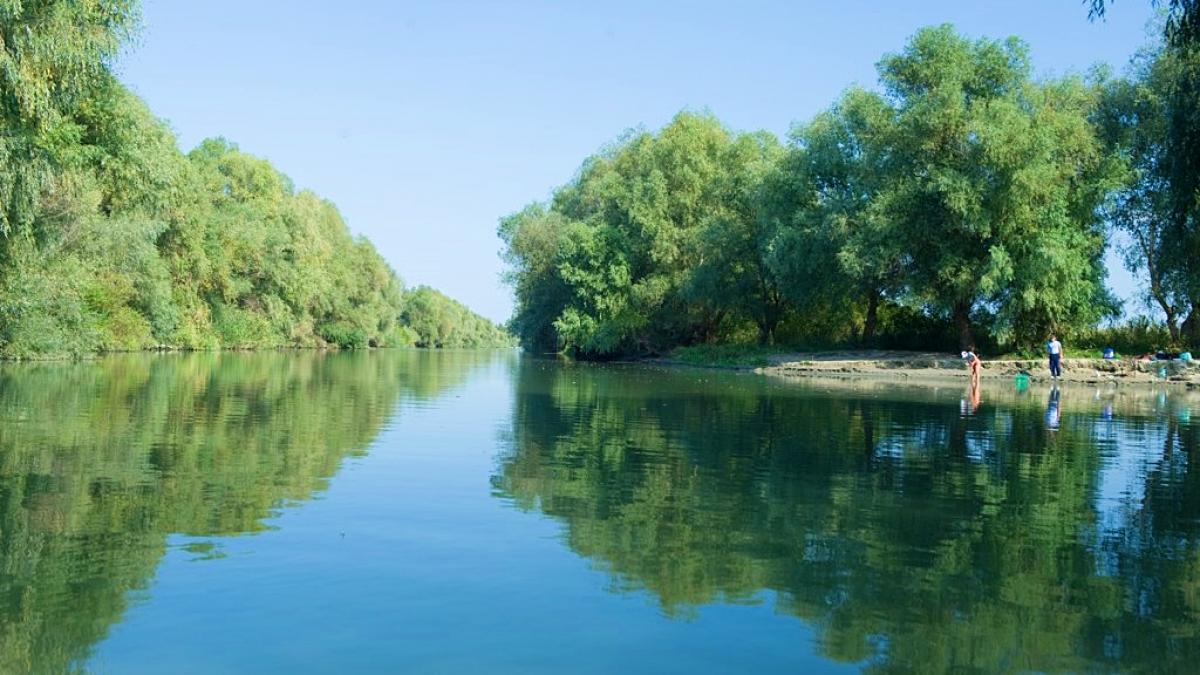 descopera delta de paste cu numai 799 lei 2 persoane