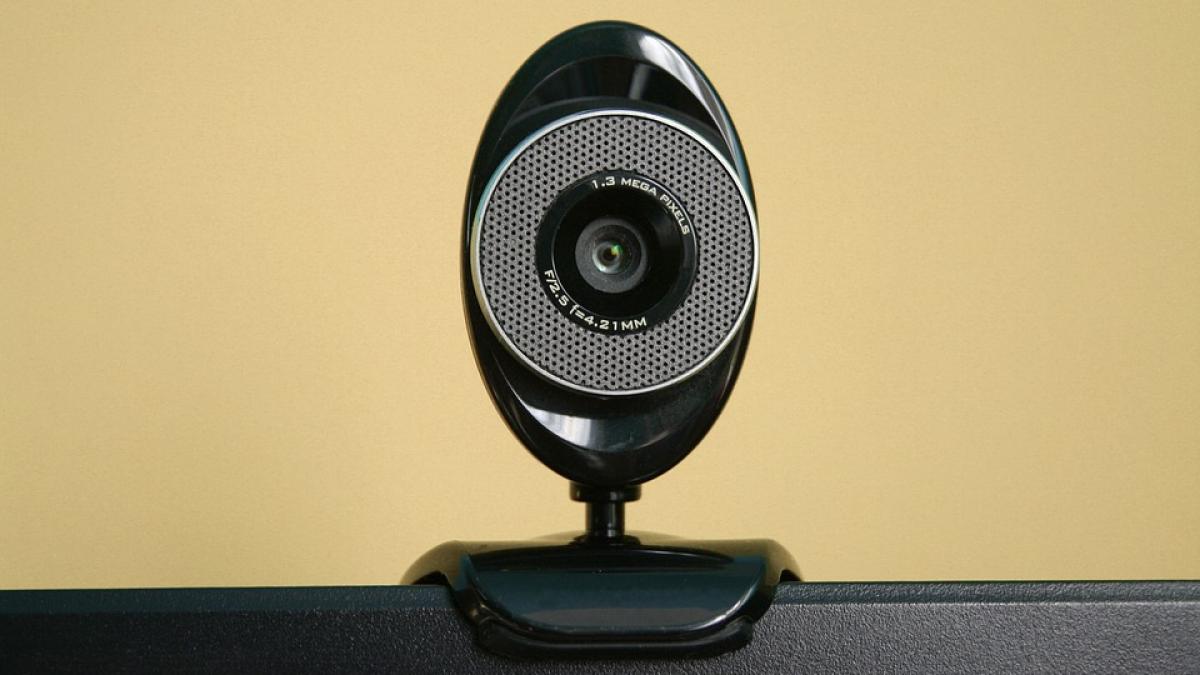 fbi solutie spionat webcam
