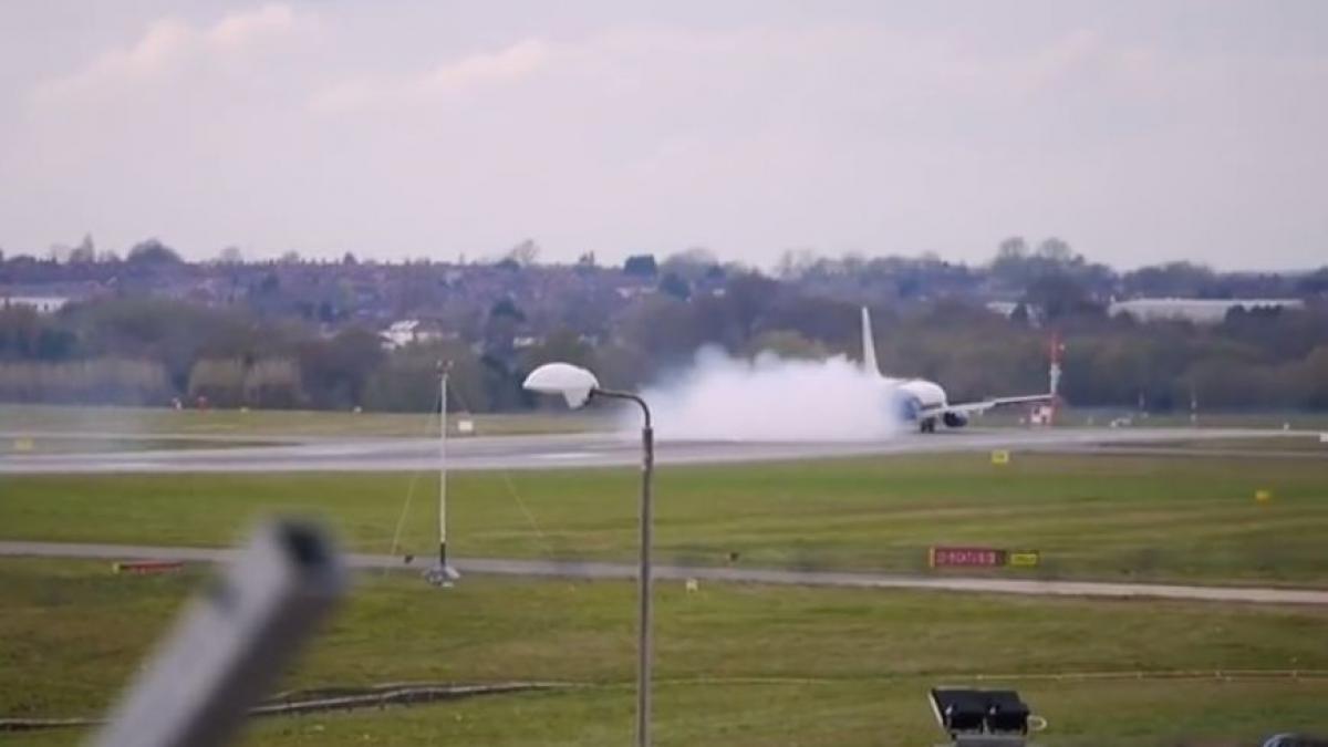 panica pasageri birmingham bucuresti roti