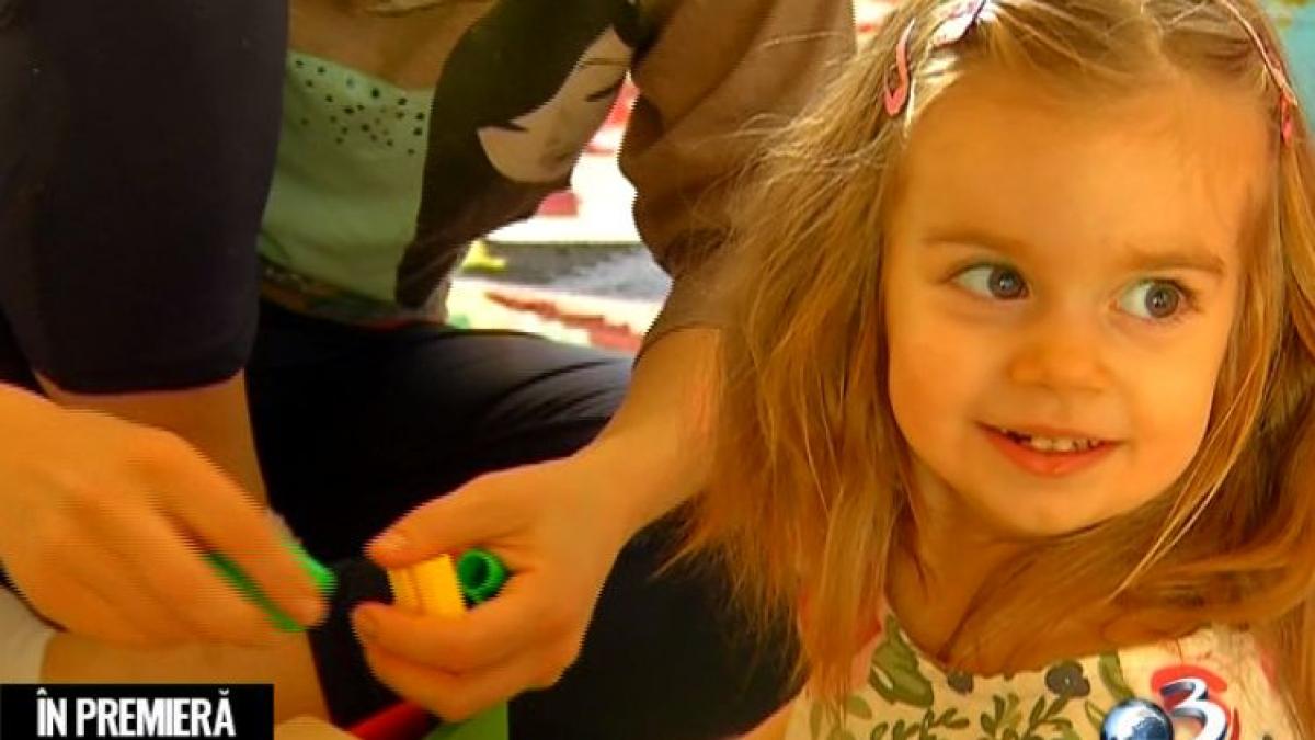 in premiera scoala ca vacanta sara fetita pasionata de muzica de balet si de fotografie