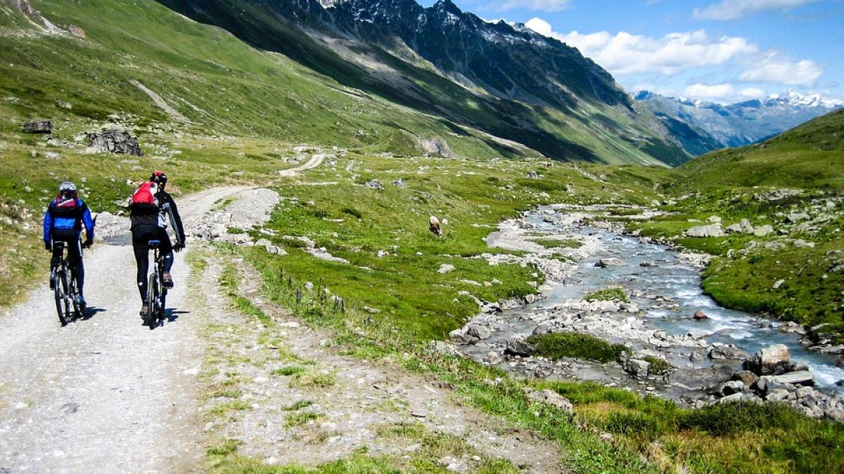 descoperire infioratoare pe munte mai multi biciclisti au trait momente cumplite la inaltime