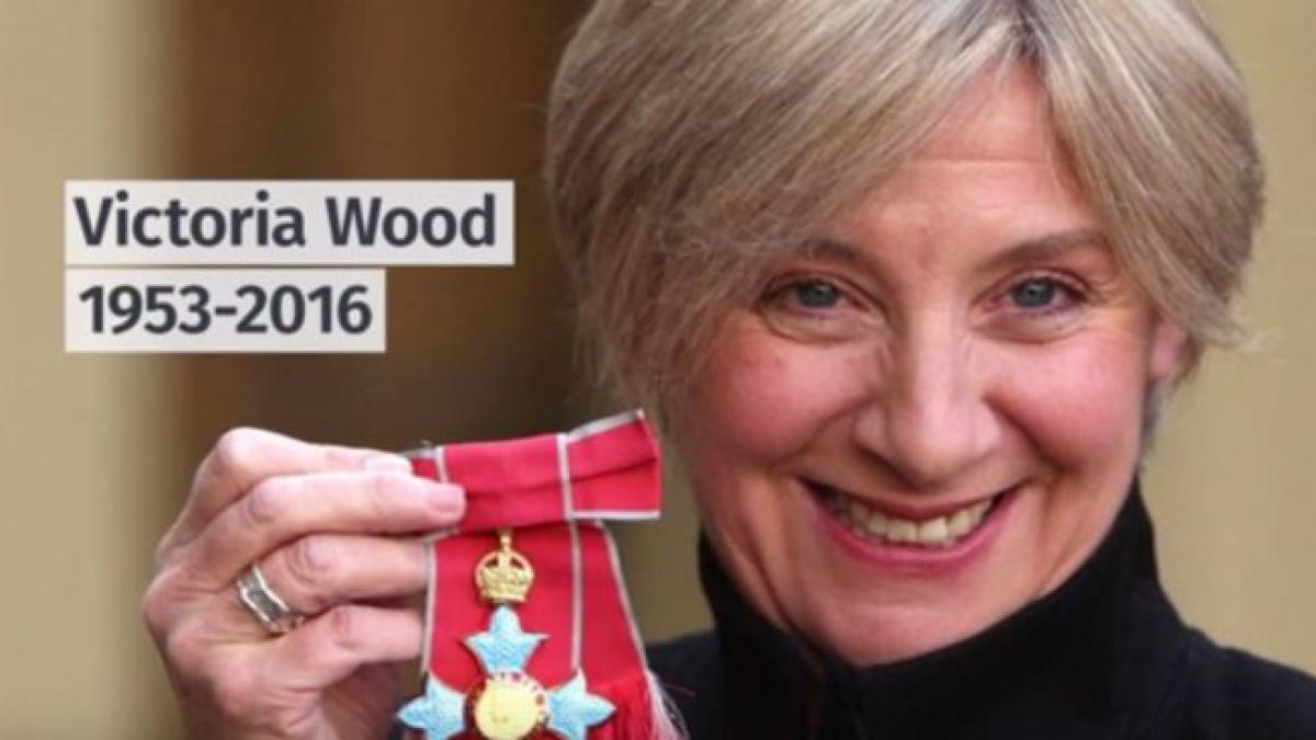 victoria wood a murit