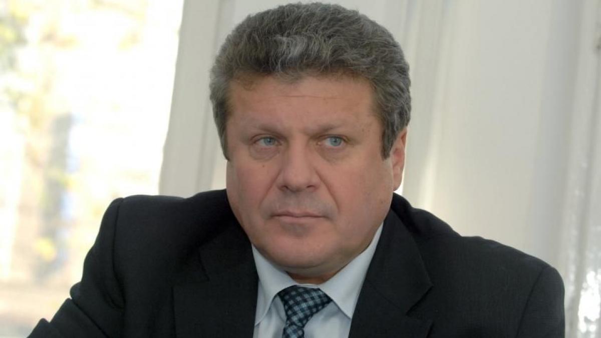 fostul presedinte al blocului national al revolutionarilor dorin lazar maior extradat in romania