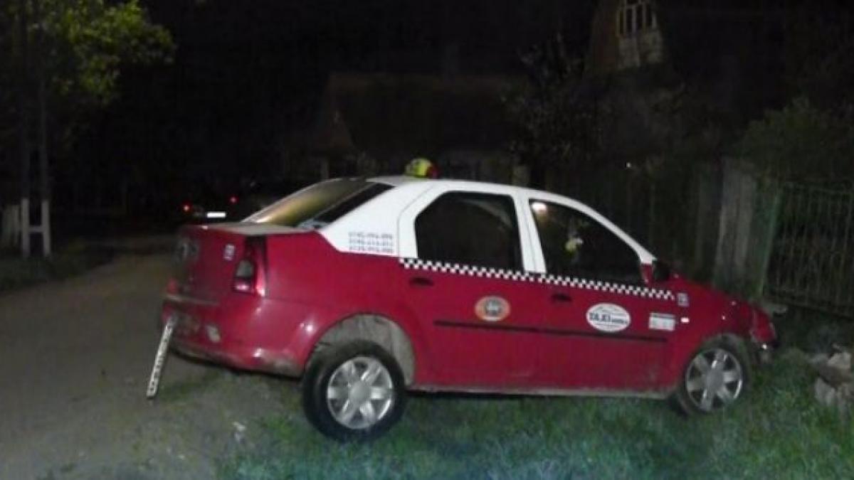 accident spectaculos cu un taximetrist beat