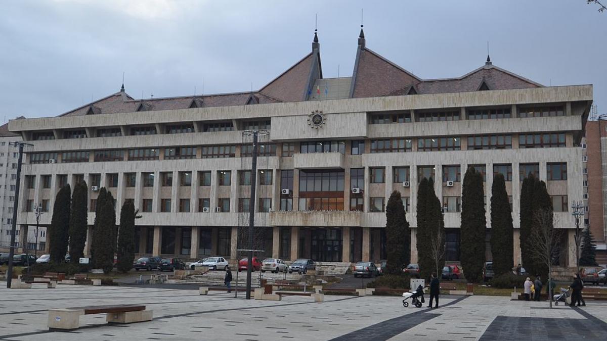 sentinta definitiva modul de inscriptionare al indicatoarelor rutiere din miercurea ciuc