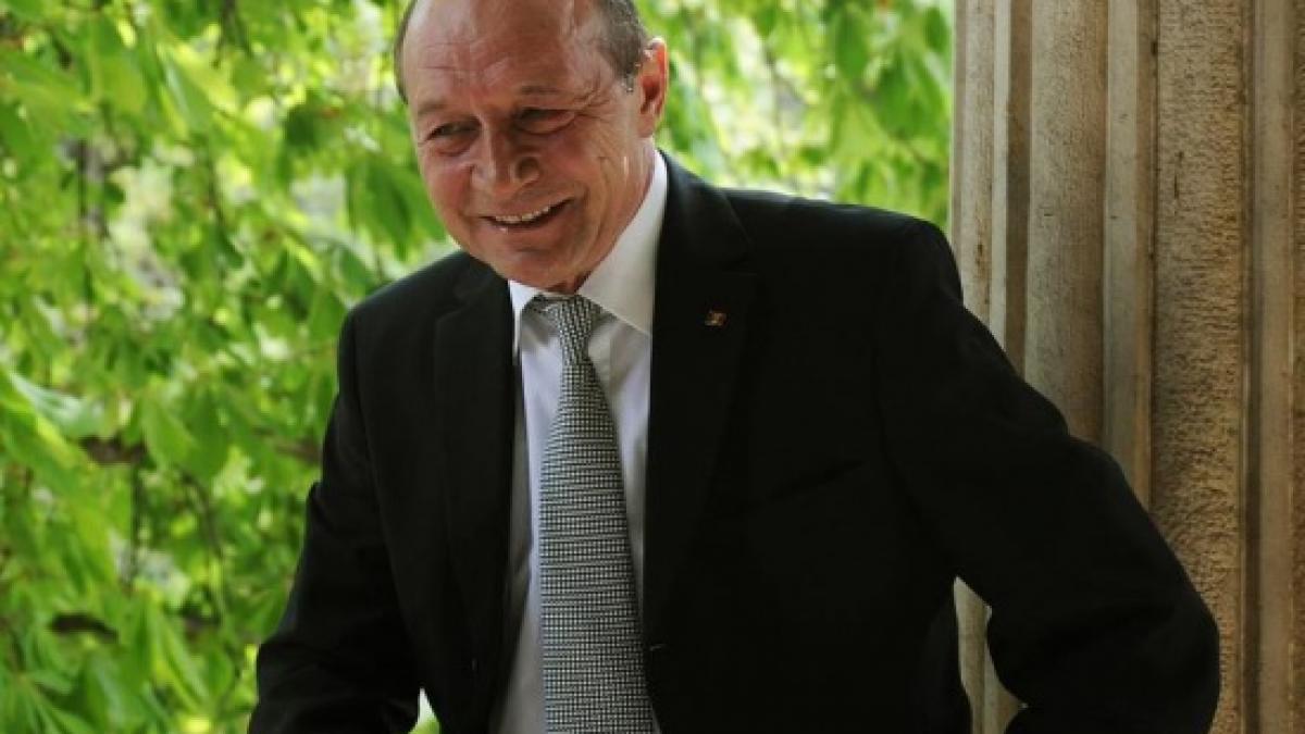 Traian Băsescu, luxury treatment from the prosecutors. He is allowed to review his case before being heard as a suspect