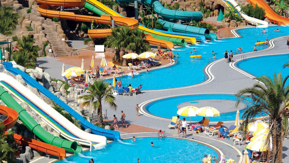 activitati distractive in parcurile acvatice din antalya