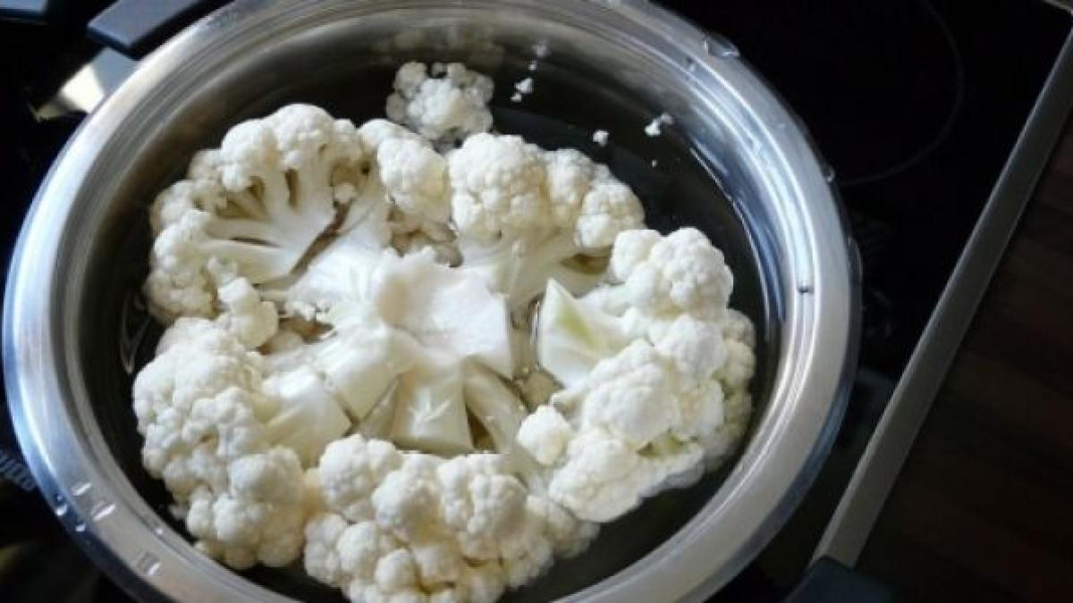 a taiat o conopida in bucati si a ramas socata cand a vazut ce crescuse in ea