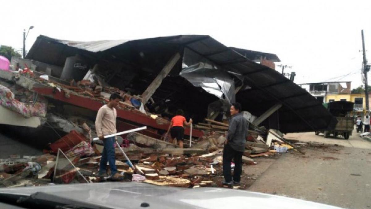 barbat salvat cutremur ecuador