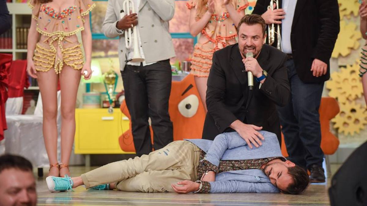 razvan simion a lesinat la neatza brenciu sa ii faca respiratie gura la gura