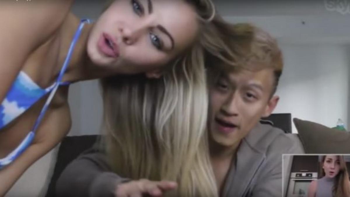 vorbea cu iubitul ei pe skype dar nu si a imaginat nicio clipa ca in cadru va aparea si o blonda