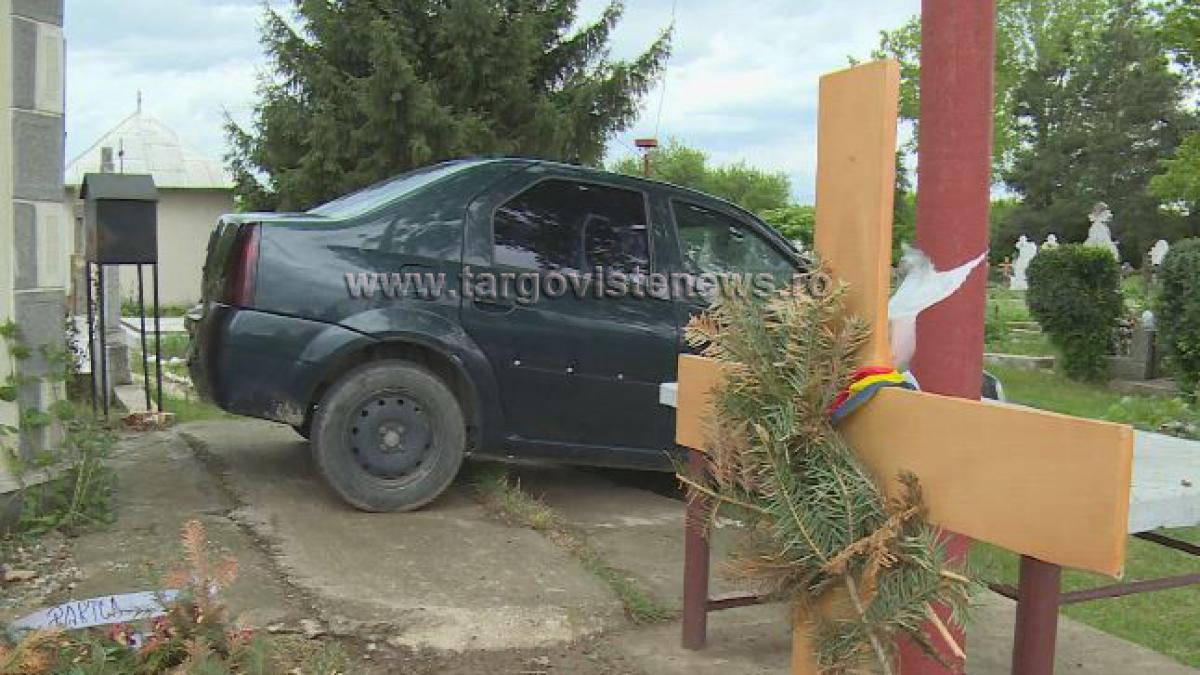 a fost inmormantat cu masina preferata la capatai foto