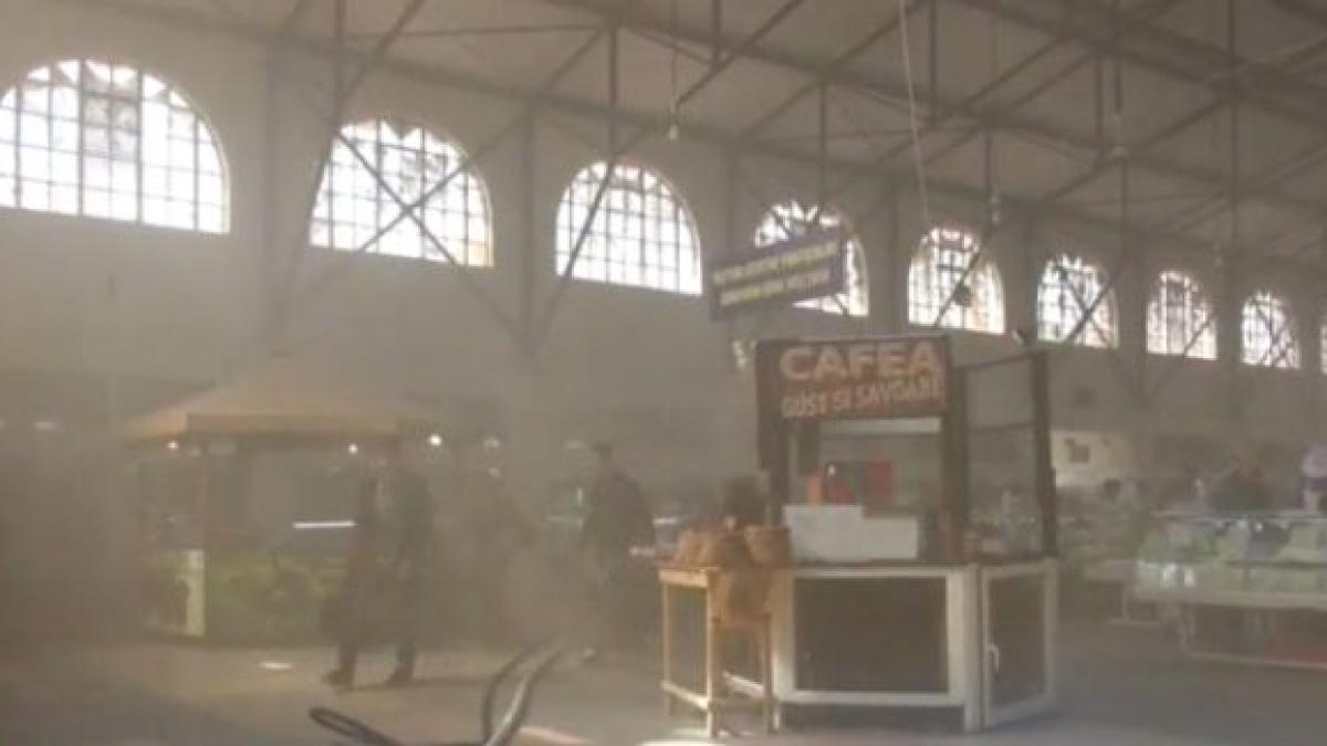 incendiu la o piata din braila zeci de oameni au fost evacuati