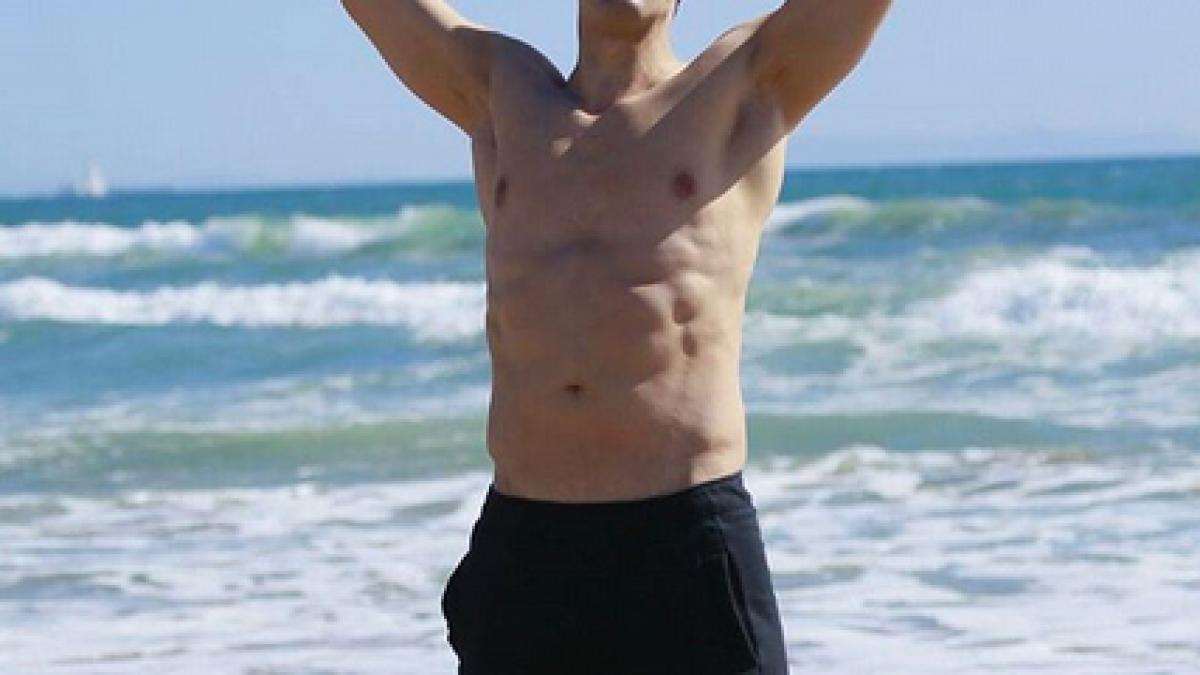 mircea badea intr o ipostaza emotionanta foto