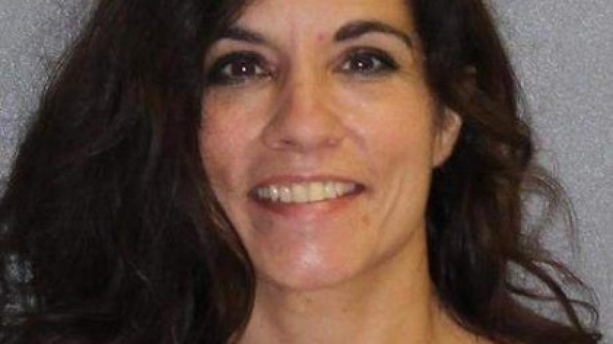 caz incredibil o avocata radiata de barou pentru ca intretinea relatii sexuale cu detinutii pe care