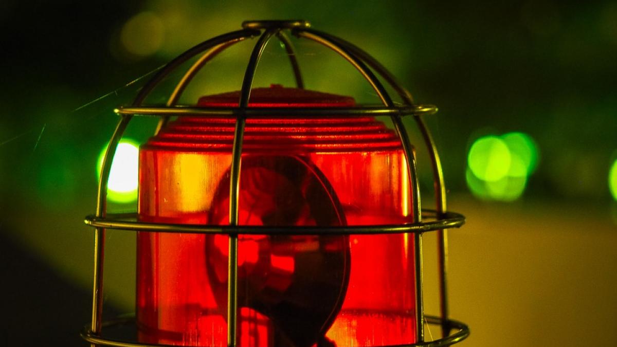 cum arata o ambulanta asemanatoare celei care l a transportat pe ekeng la spital