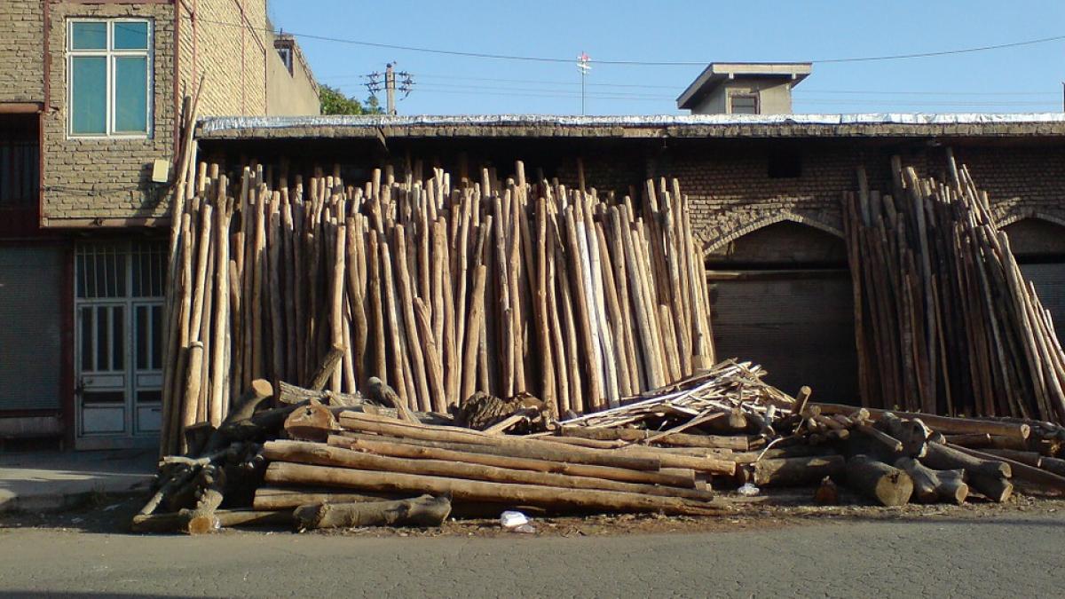 atentat masina capcana morti raniti