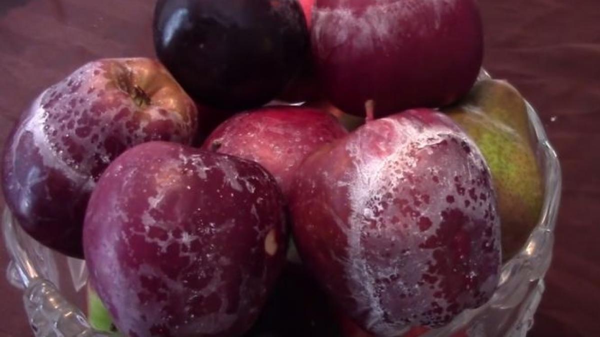 testul simplu prin care afli daca mananci mere cu chimicale