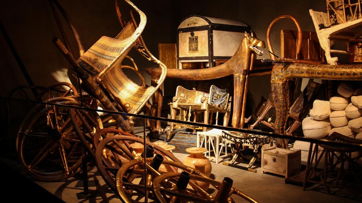 teoria controversata mormantul lui tutankamon pentru cine a fost de fapt construit