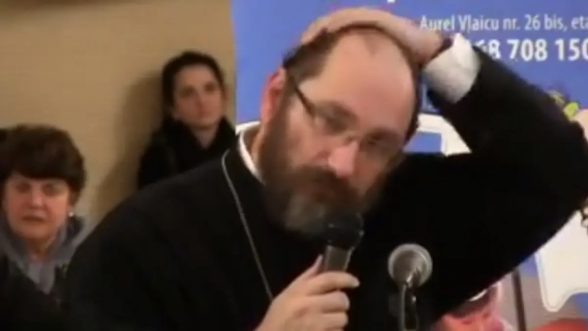 ce a raspuns un preot la intrebarea e bine sa mi vaccinez copilul sala a inceput sa aplaude