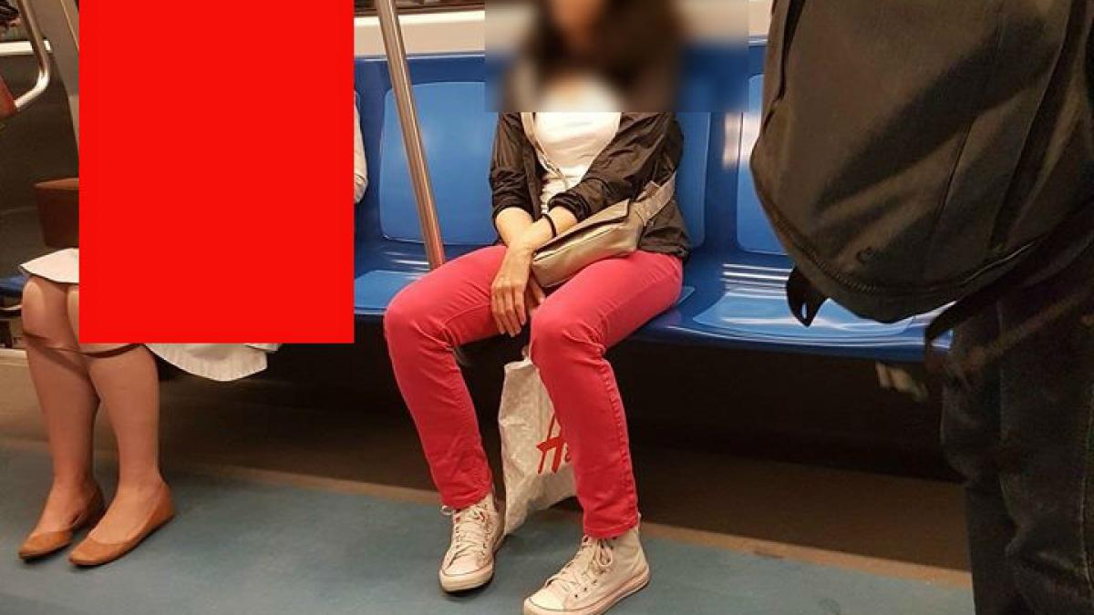 a aparut dimineata intr un vagon de metrou din bucuresti calatorilor nu le a venit sa creada ca e ea