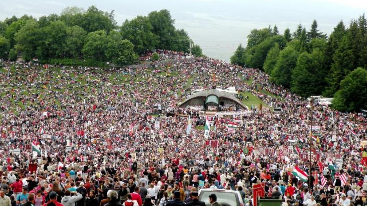 aparitie neasteptata la procesiunea de rusalii