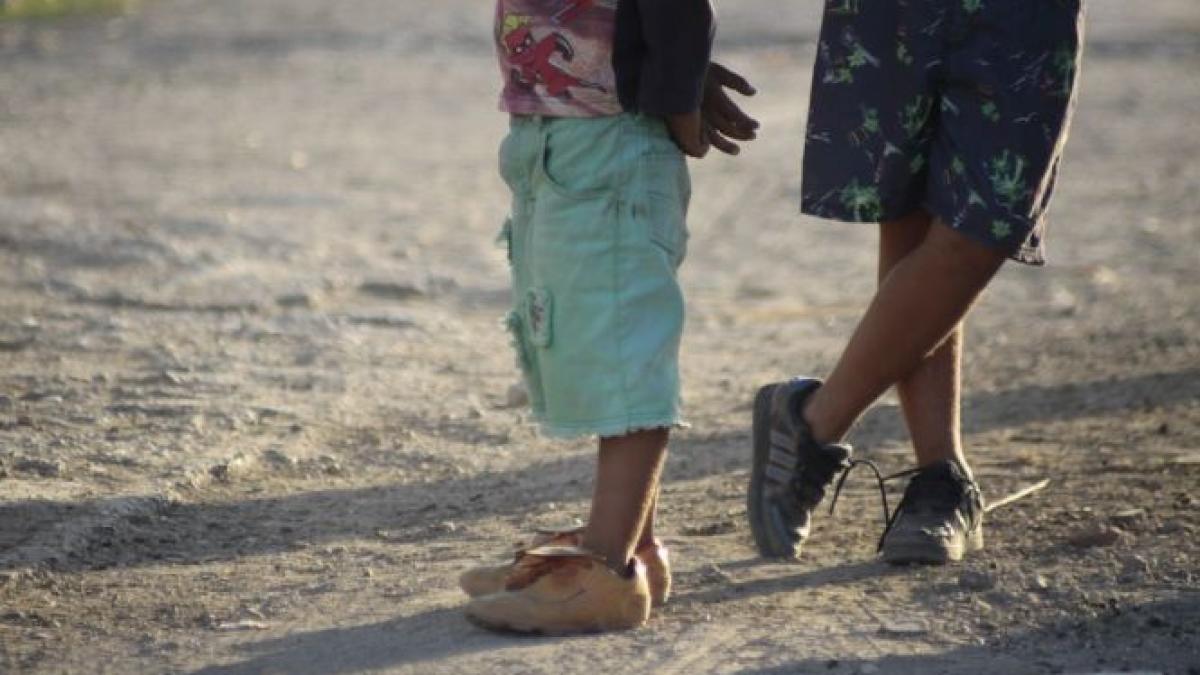 cifrele saraciei unul din opt copii din mediul rural merge la culcare flamand