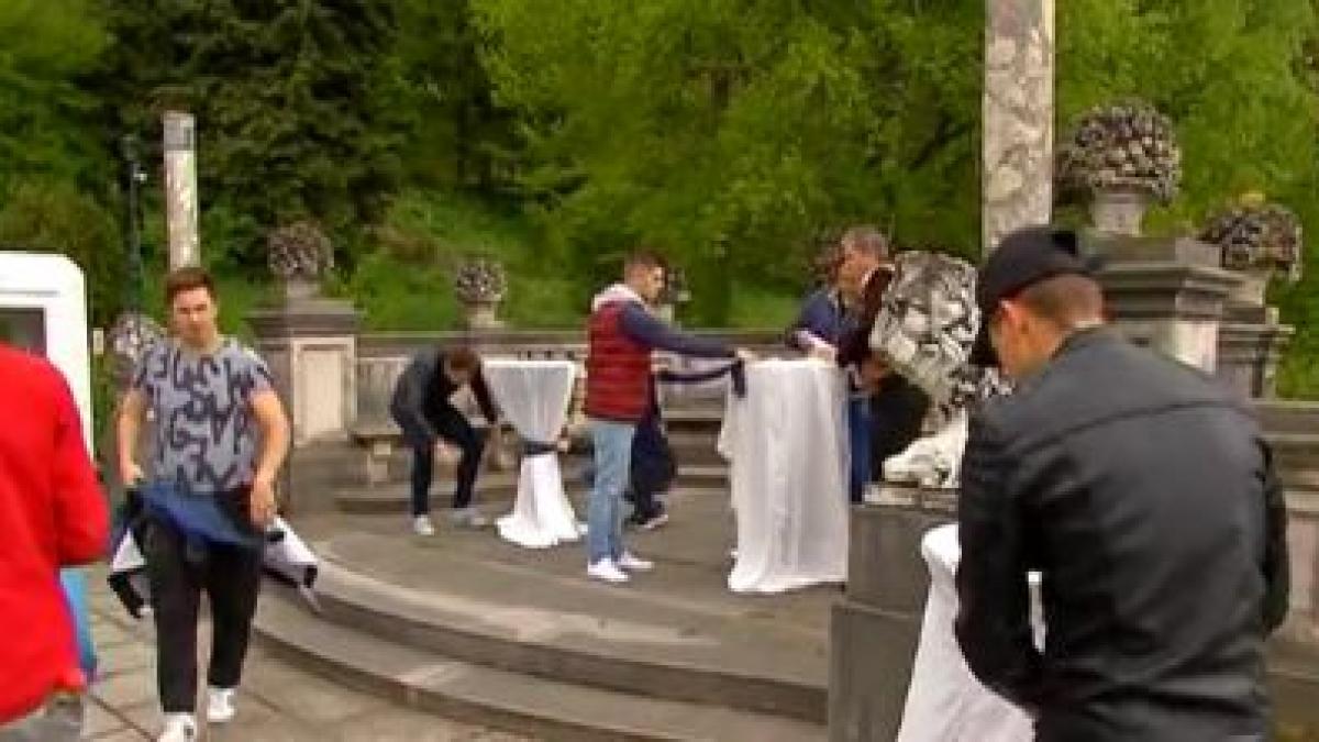 in premiera culisele petrecerii de la peles