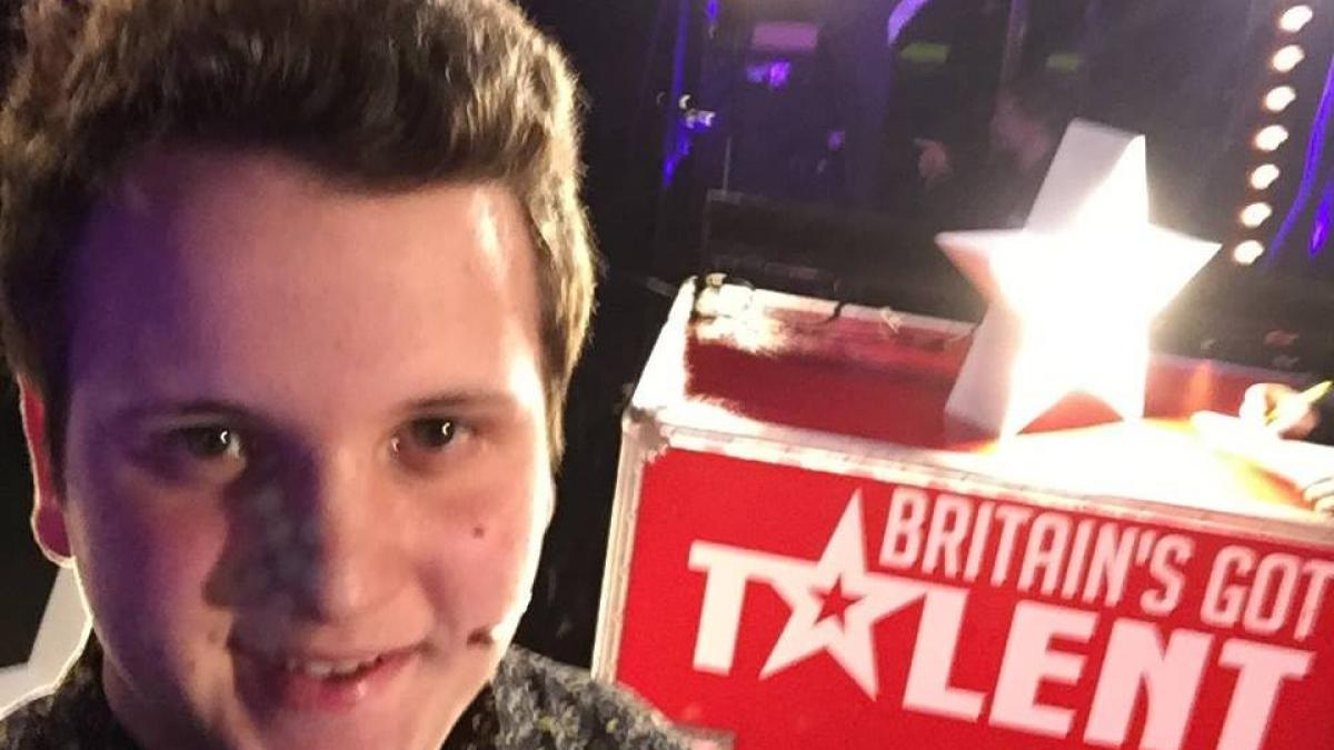 un roman a facut senzatie la britain s got talent celebrul simon cowell tu nu esti de pe pamant