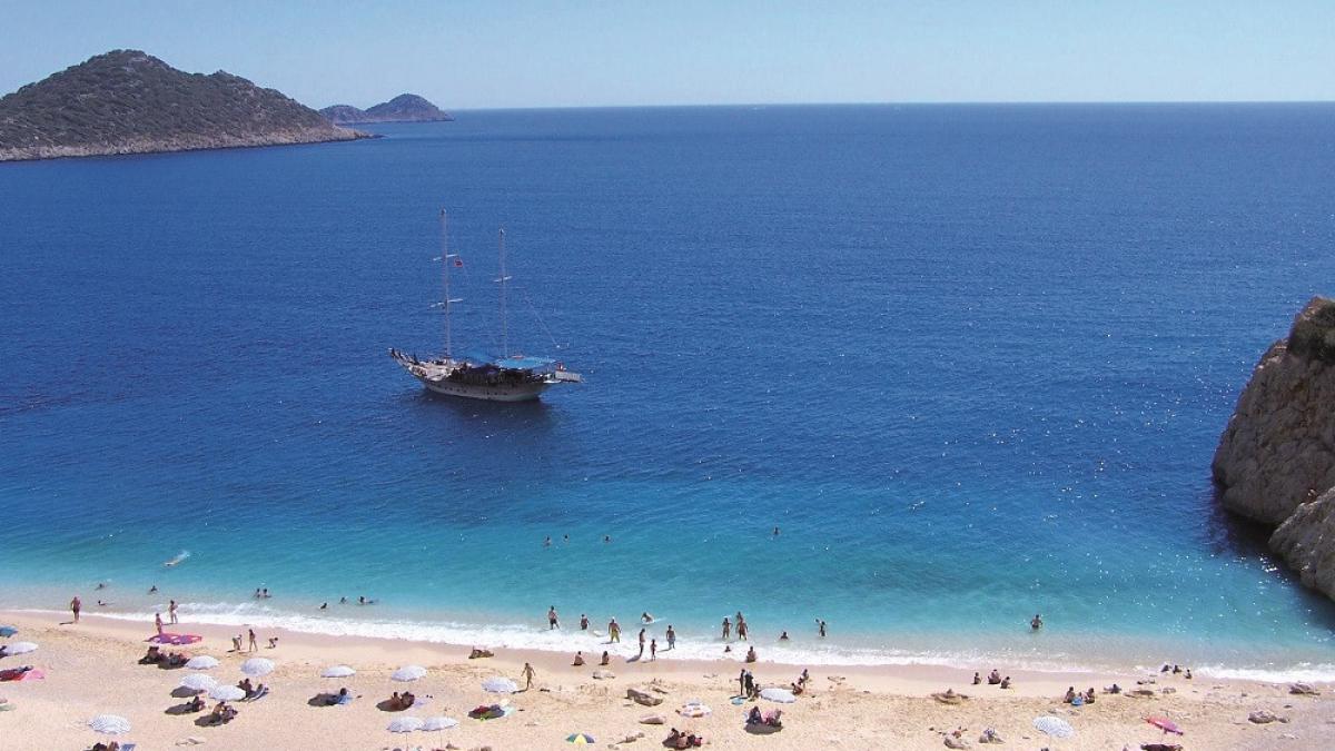 top 3 cele mai bune plaje din antalya