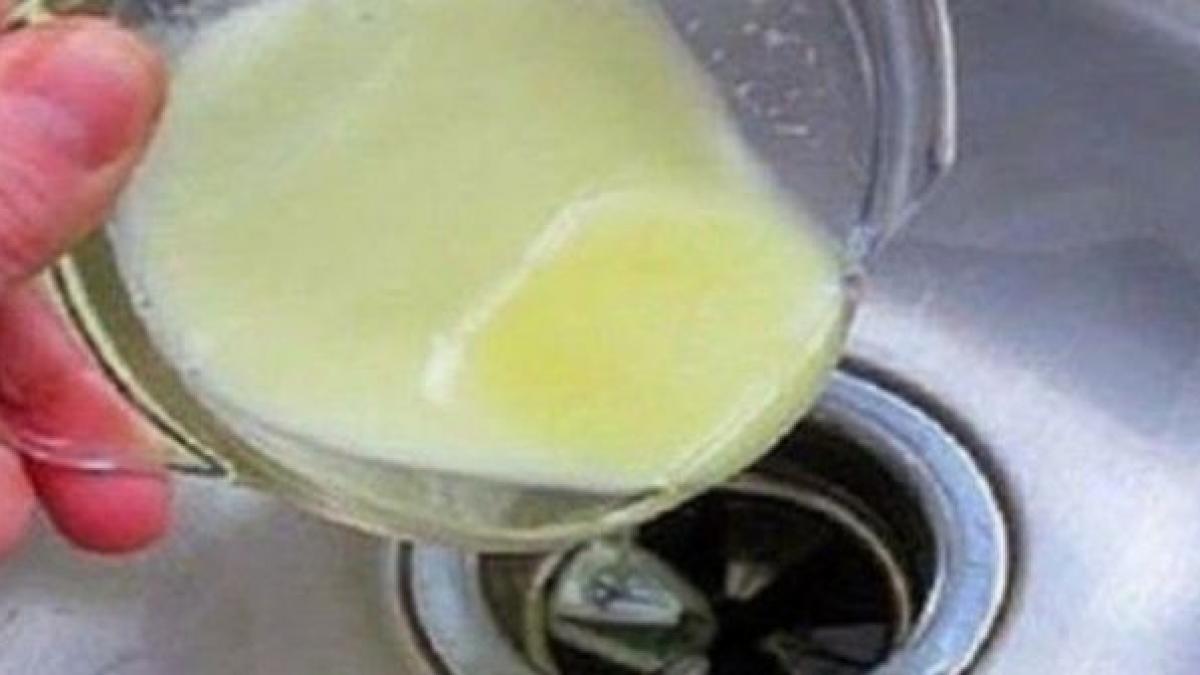Desfunda chiuveta si elimina mirosul neplacut printr-un truc simplu